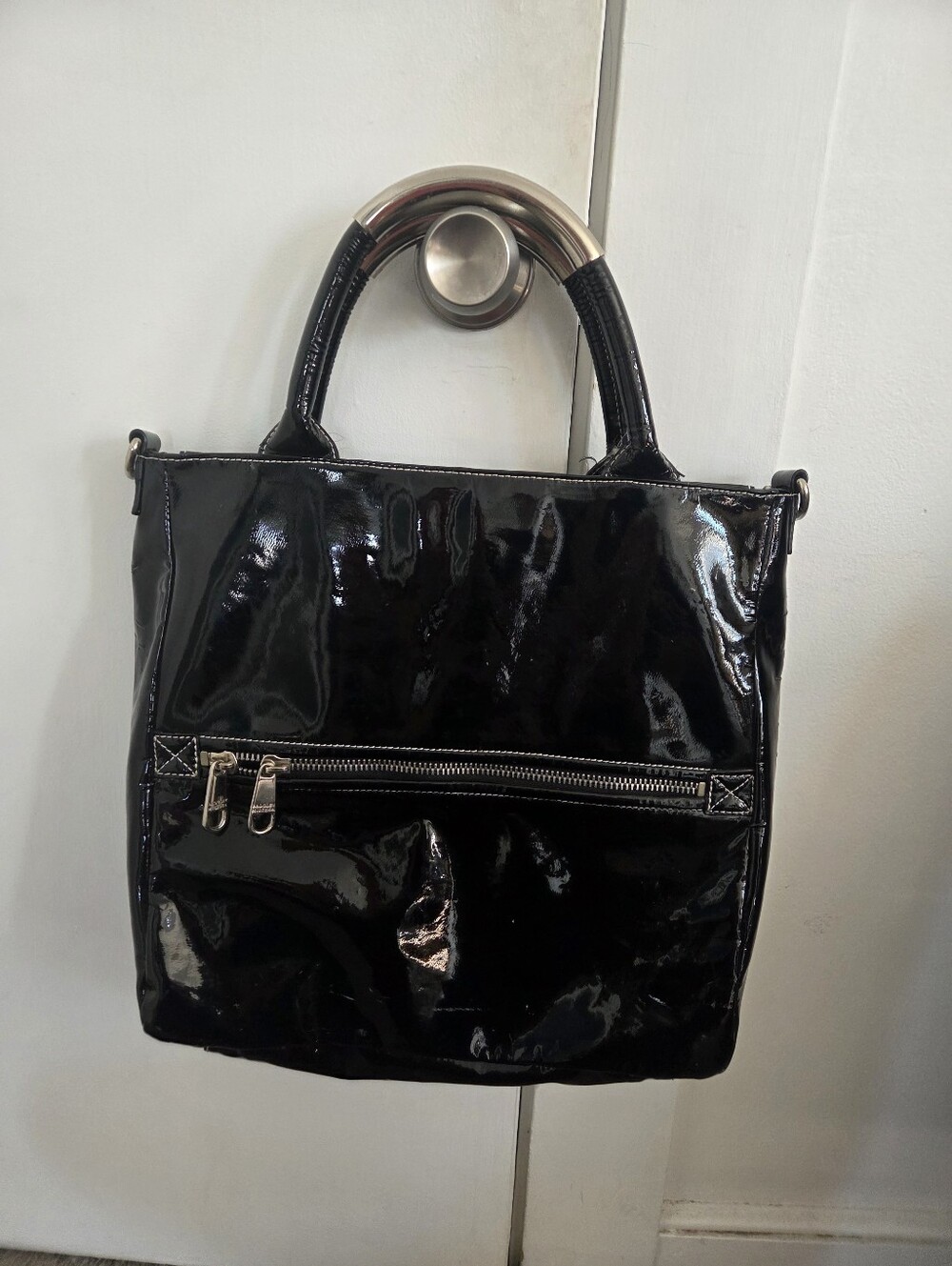 Badgley Mischka Shiny Black Bag